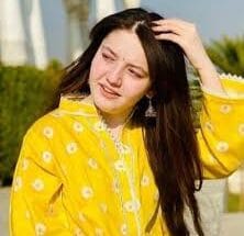 چترال کی معروف ٹک ٹاکر ثنا یوسف کو اسلام آباد میں فائرنگ کرکے قتل کر دیا گیا APKSharp.com images